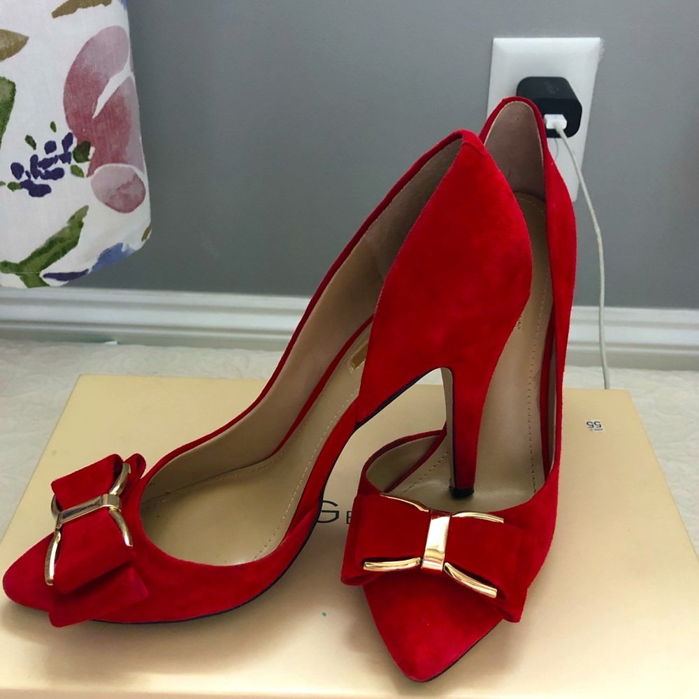 Suede Heel - BCBG